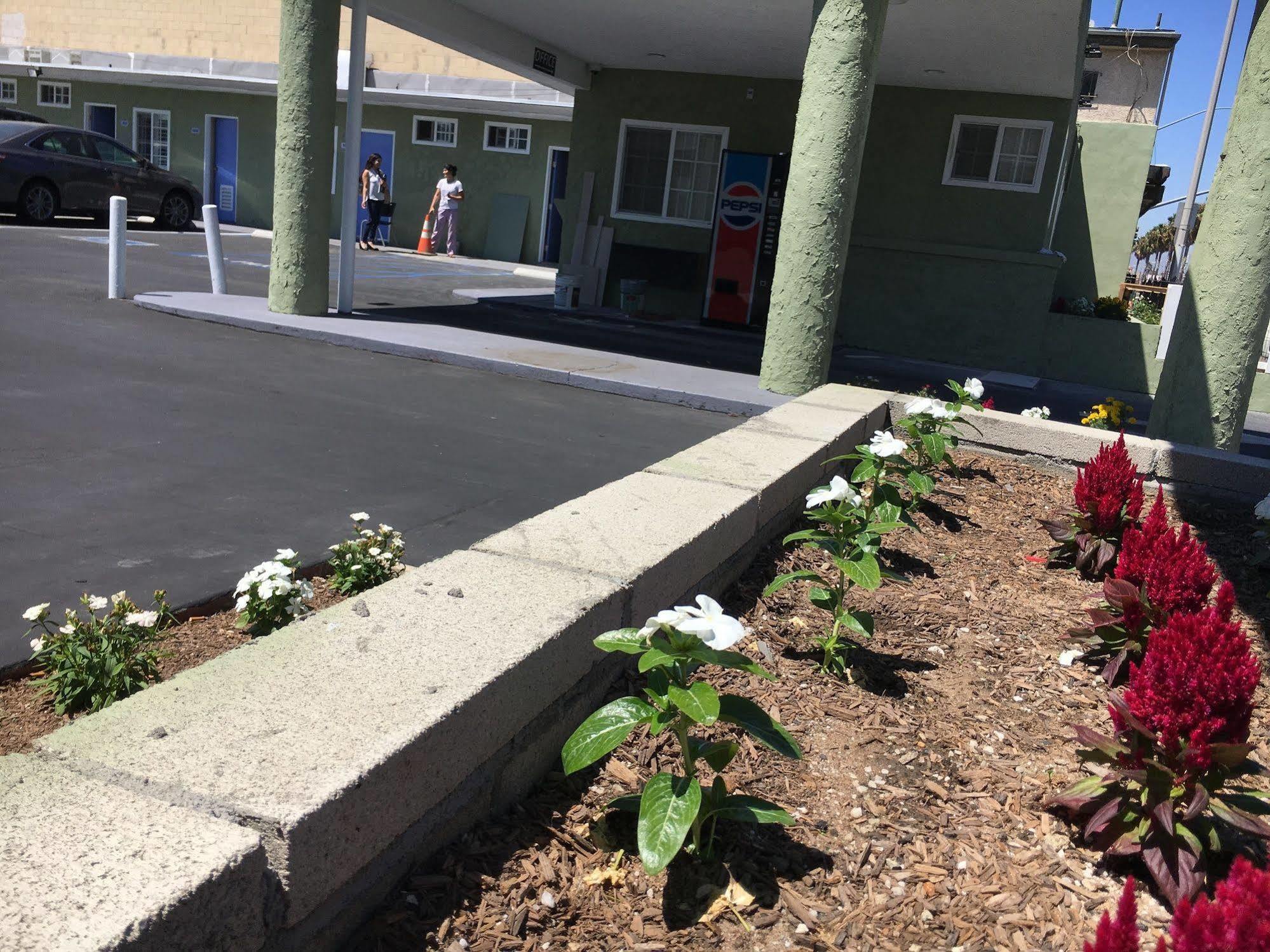 Town House Motel Lynwood Exterior foto